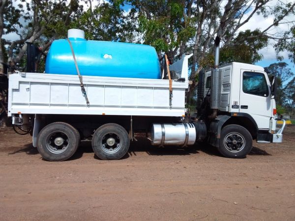 VOLVO TIPPER | FM WITH POLY TANK image