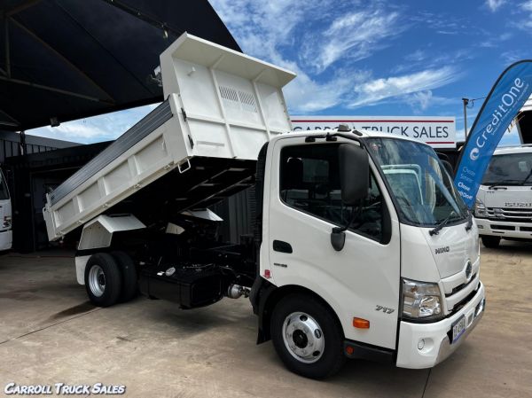 2022 HINO 300 717 Dump Truck image