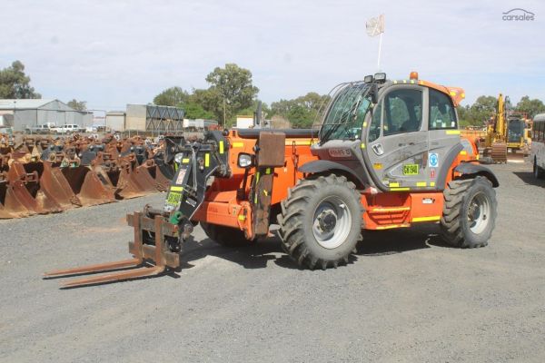 2015 Manitou MT- X 1440 image
