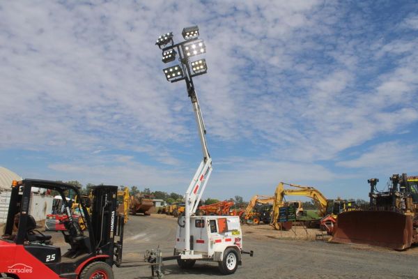 2015 JLG LED6 image