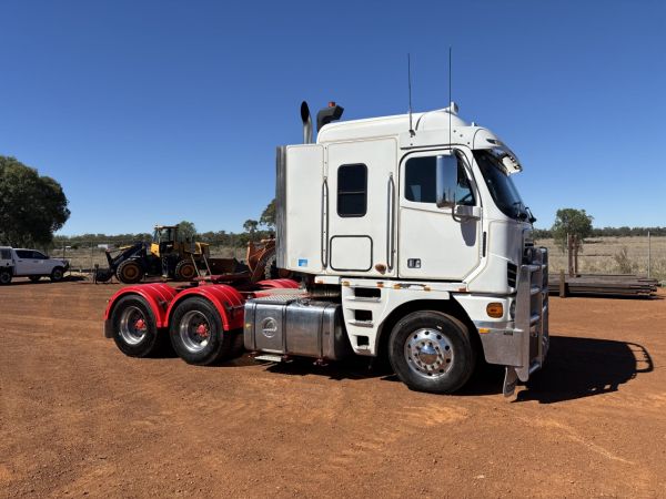 2009 Freightliner Argosy 6x4 Prime Mover image