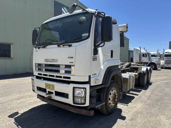 2017 Isuzu FH FXZ 1500 6x4 Hook Truck (Ex-Council) image