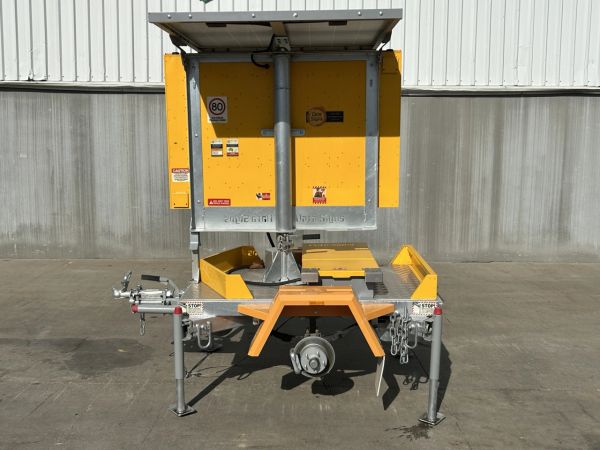 2024 Data Signs A Single Axle VMS Board Trailer **NO WHEELS** image
