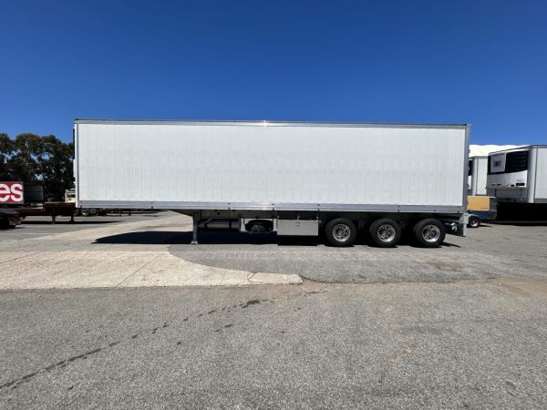 2025 General Transport Equipment Tri-Axle Reefer image