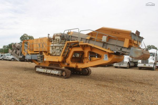 2015 Striker CM400R image