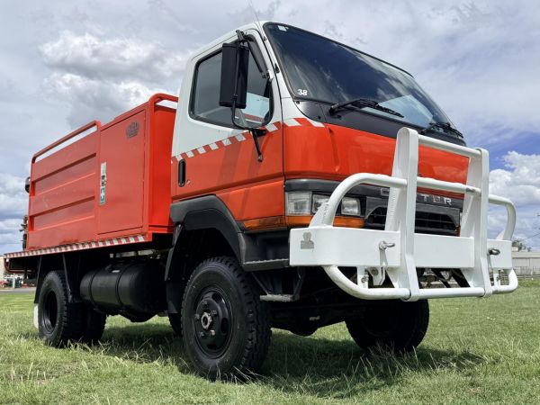 1996 MITSUBISHI FUSO CANTER FG 4X4 Fire Truck image