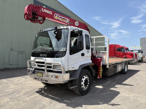 2007 Isuzu FVR900T F3 950 Long Crane Truck image