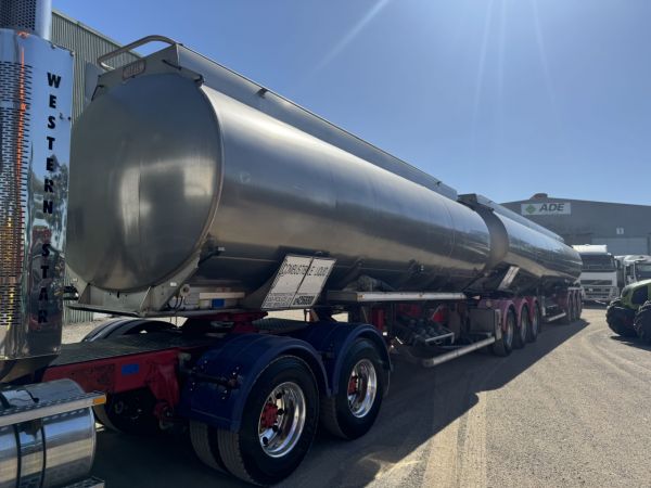 2014 Heil Triaxle Tanker A+B Combination Trailers image