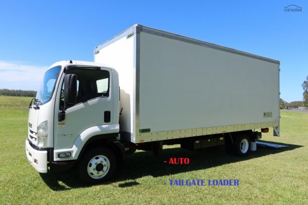 2020 Isuzu F Series FRR110-240 AMT Auto image