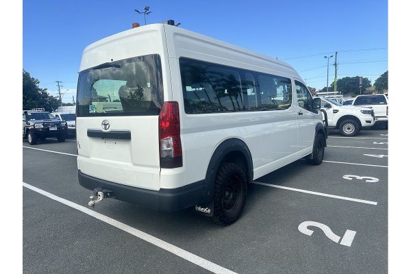 2022 Toyota Hiace Commuter GDH322R ELWB High Roof image