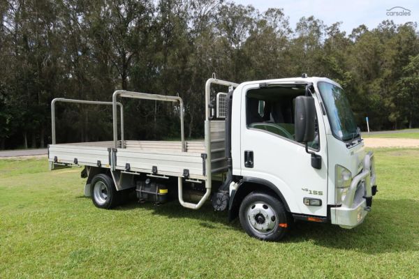 2017 Isuzu N Series NPR 45/55-155 Tradepack MWB image