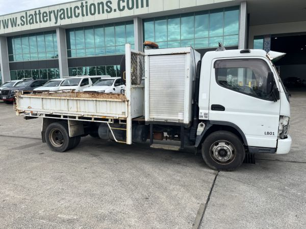 2009 Mitsubishi Fuso Canter 4x2 Tipper image