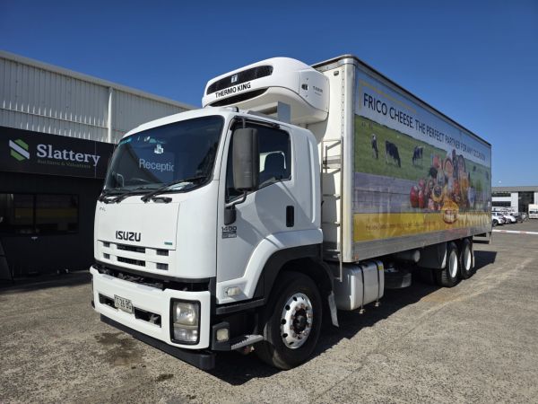 2014 Isuzu FVL 1400 6x2 Refrigerated Pantech (Auto) (14 Pallet) image