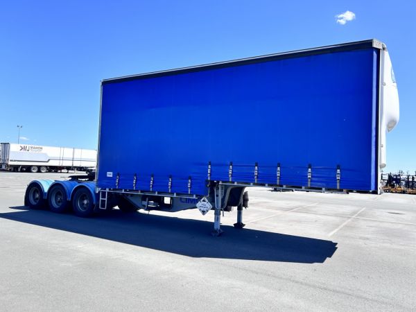 2023 Cimc VG S3 Tri-Axle Curtainsider image
