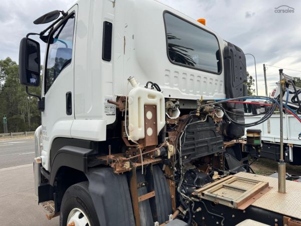 2009 Isuzu GXD image