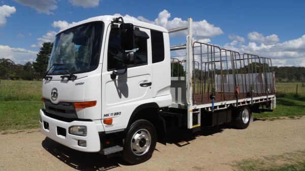 2013 UD CONDOR MK11250 image