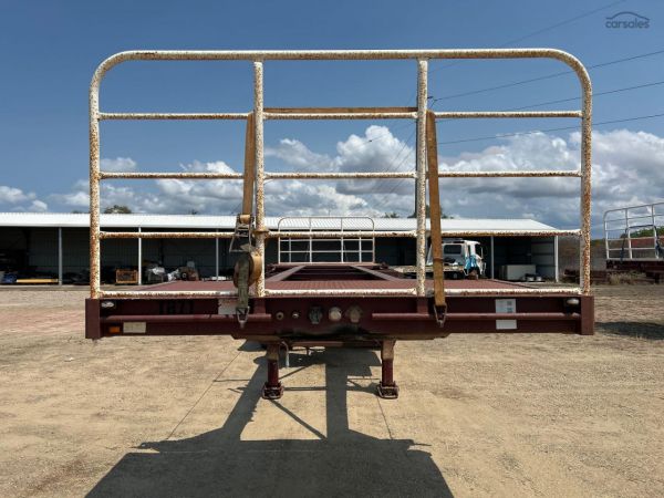 2017 Barker Heavy Duty Tri Axle image