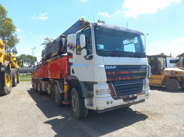 2018 DAF CF 85 Series Concrete pump/boom CF 7585 image