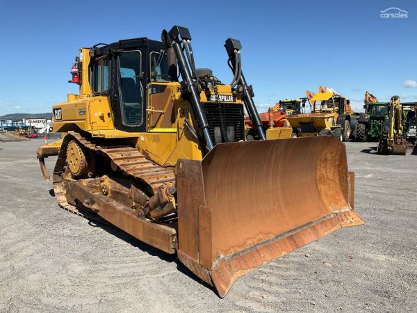 Caterpillar D6TXL image