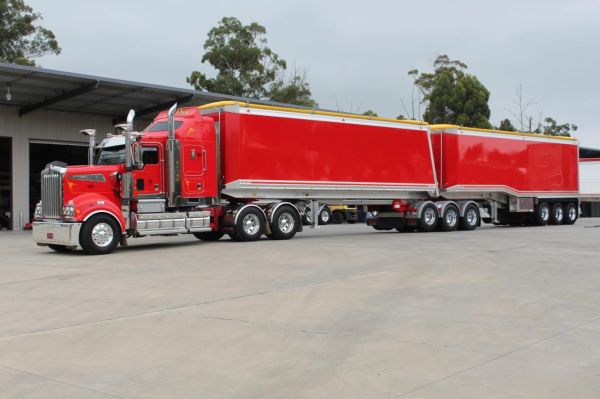 2025 GBB End Tipper Trailers image