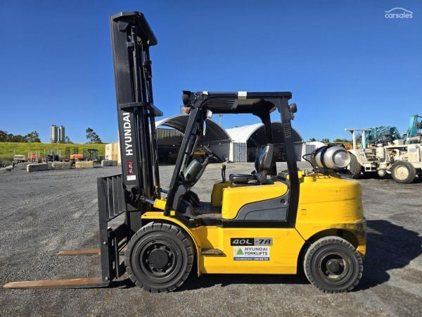 2015 Hyundai 40L-7A 3750 KG image