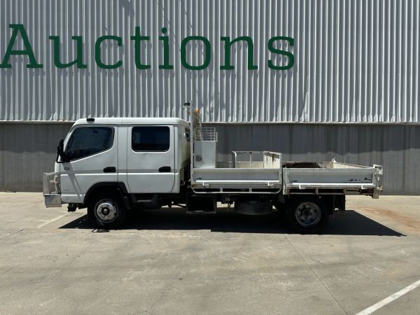 2013 Mitsubishi Fuso Canter 918 4x2 Crew Cab Tipper image