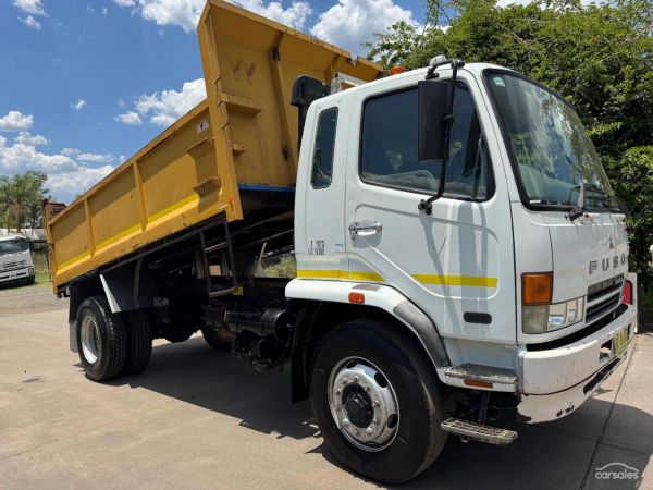 2008 Mitsubishi Fighter FM65FH image