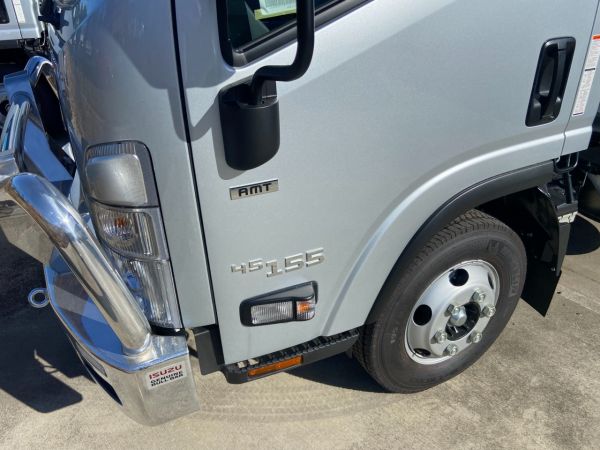 2025 Isuzu NPR 45/55-155 Tray NPR 45/55-155 AMT SWB TRADEPAC image