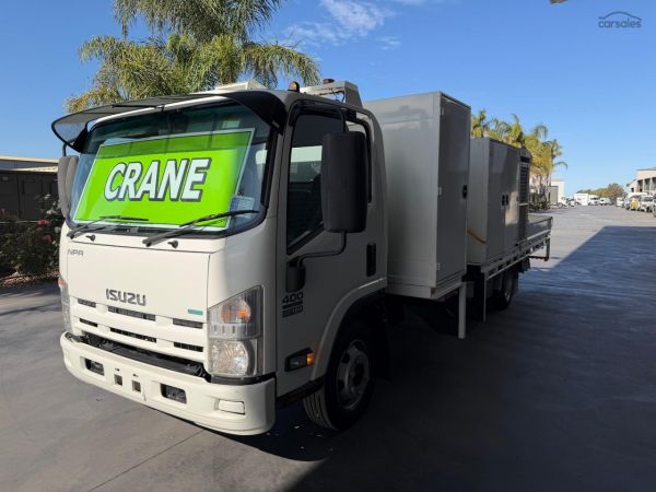 2013 Isuzu Npr 400 In Stock Now image