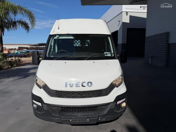 2017 Iveco Daily 35S21 IN STOCK image