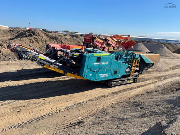 2019 POWERSCREEN TRAKPACTOR 550PS IMPACTOR image