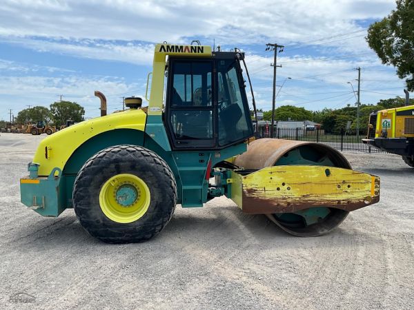 2009 Ammann ASC130D image