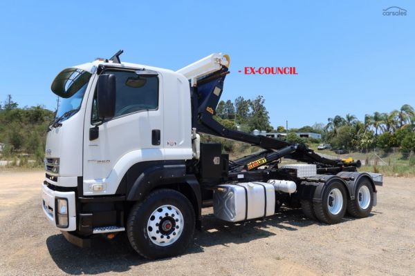 2018 Isuzu F Series FXZ240-350 Auto 6x4 image