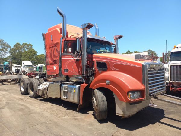 2017 Mack SUPER-LINER Primemover SUPER-LINER CLXT image