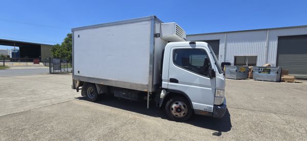 2017 Mitsubishi 515 Pantech chiller image