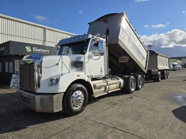 2012 Freightliner Coronado FLX 6x4 Tipper (Manual) (24T GVM) image