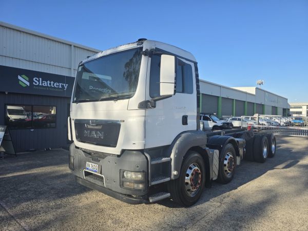 2018 MAN TGS 35 400 8x4 Cab Chassis (Auto) (35T GVM) image
