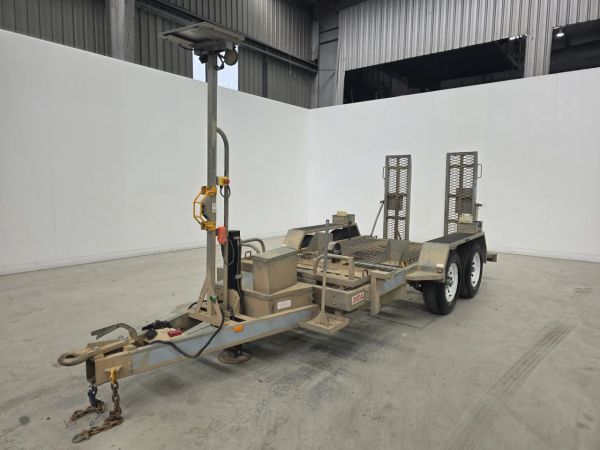 2020 Dean Trailers Dual Axle Plant Trailer w/Ramps (Ex Lease) image