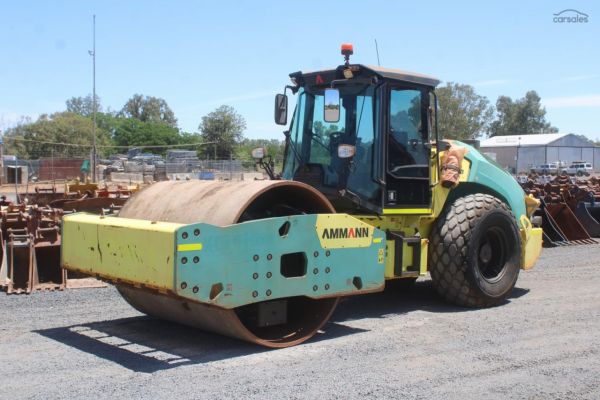2019 Ammann ARS200HX image