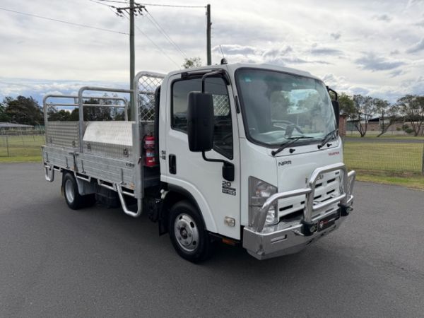 2010 Isuzu NPR 200 Tray Truck image