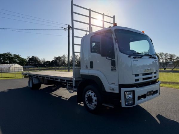 2008 Isuzu FTR 900 LWB Tray Back image