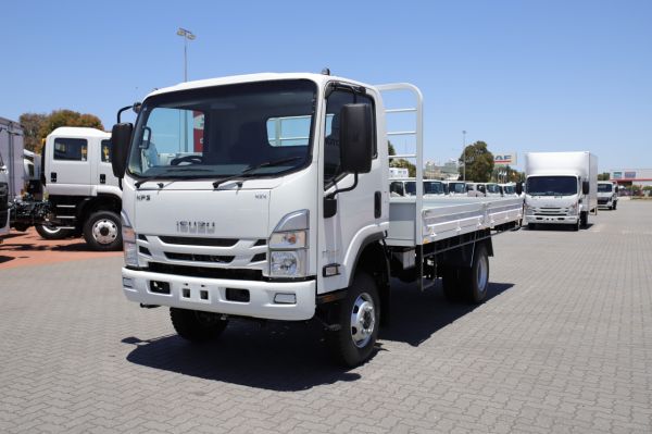 2025 Isuzu NPS 75/45-155 Tray NEW  4x4 Tray image