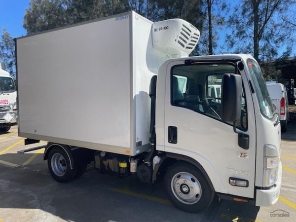 2025 Isuzu N Series NLR 45-150 0 image