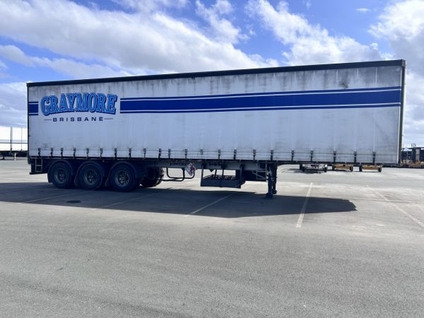 2012 Vawdrey VB S3 Tri-Axle Curtainsider image
