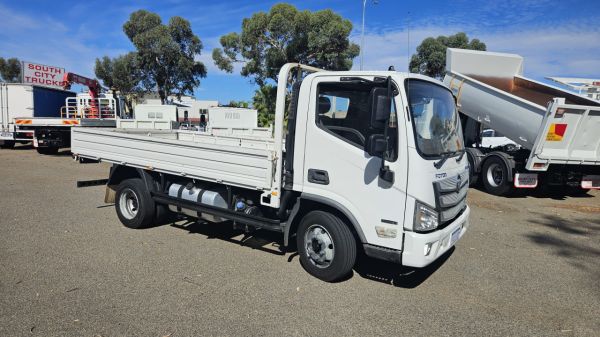 2020 FOTON SE-815 TRAY TOP with DROPSIDES image