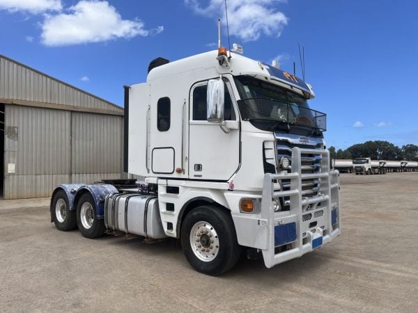 2015 Freightliner ARGOSY Prime Mover image