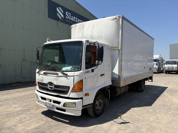 2005 Hino C/Cab FD 4x2 Pantech (Mechanical Issues) image