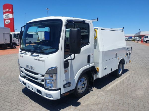 2021 Isuzu NLR 45-150 Service Body NLR45-150 AMT Service Pack X image