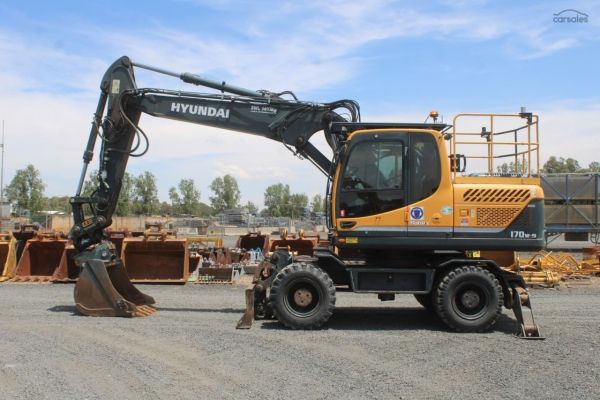 2020 Hyundai Robex 170W-9 image