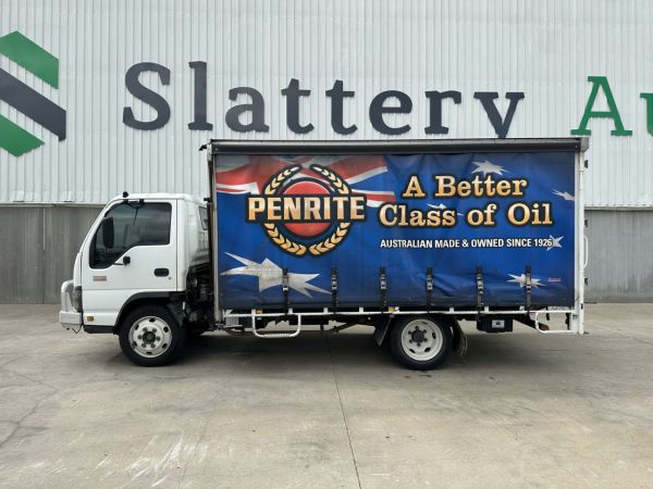 2007 Isuzu NQR 450 4x2 Curtainsider image